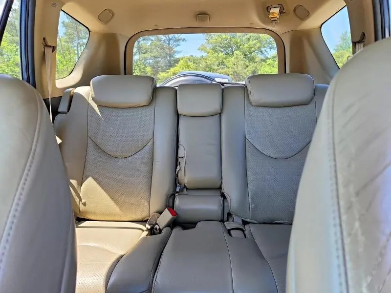 2010 TOYOTA RAV4 LIMITED  