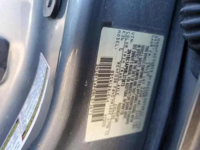 2011 NISSAN VERSA S  