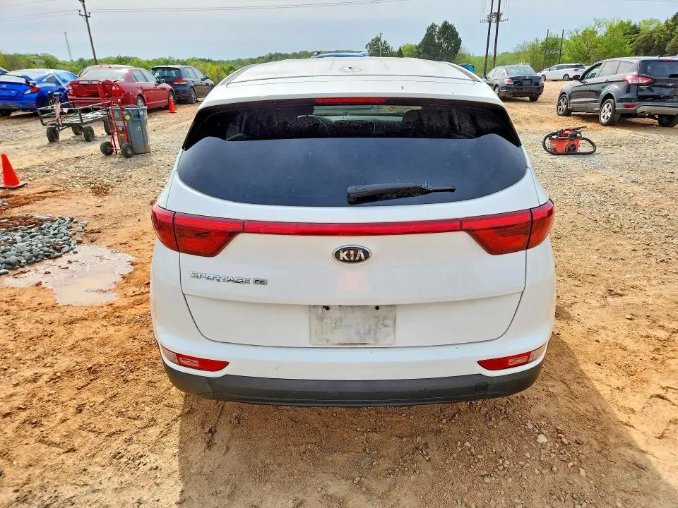 2018 KIA SPORTAGE LX  