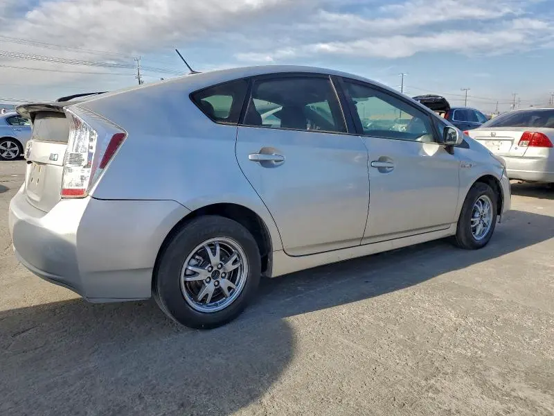 2010 TOYOTA PRIUS