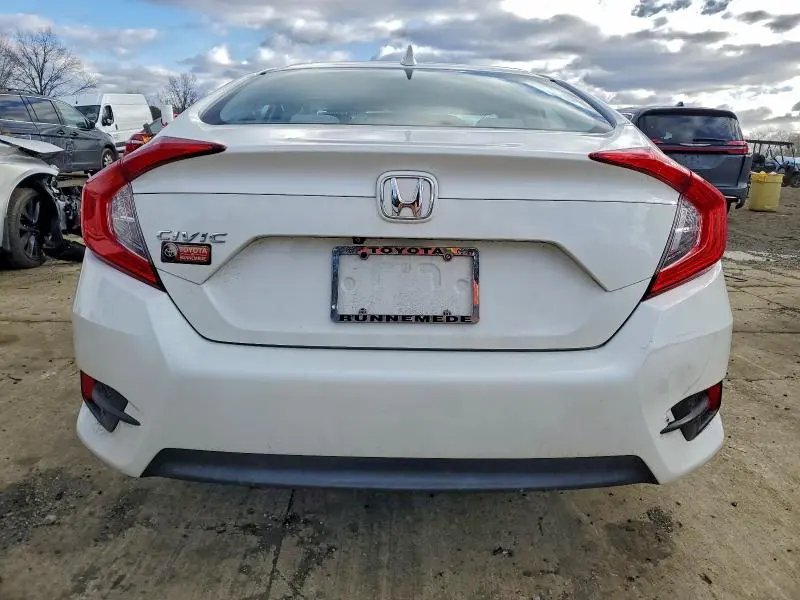 2017 HONDA CIVIC EX  
