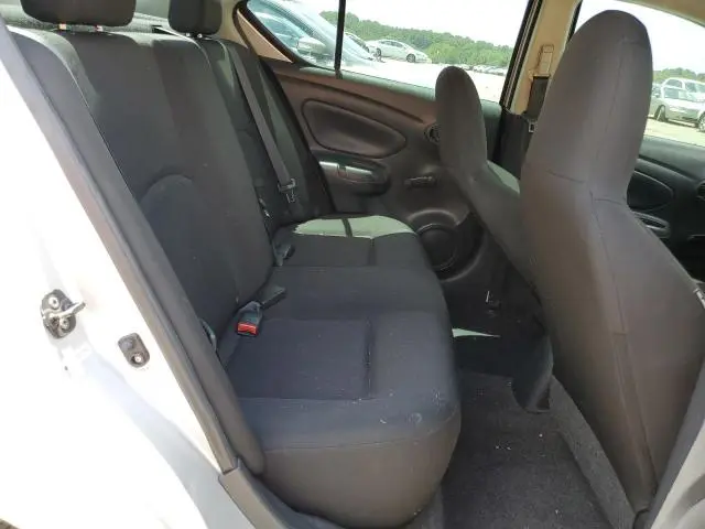 2015 NISSAN VERSA S  