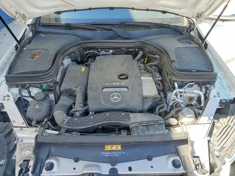 2019 MERCEDES-BENZ GLC 350E  