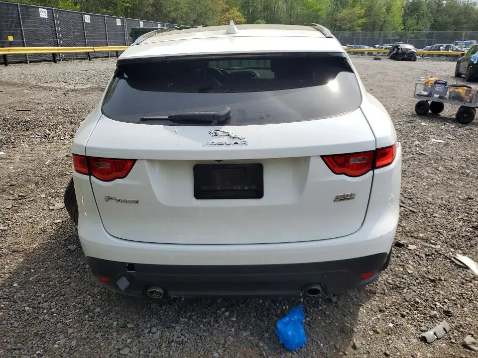 2018 JAGUAR F-PACE PREMIUM  