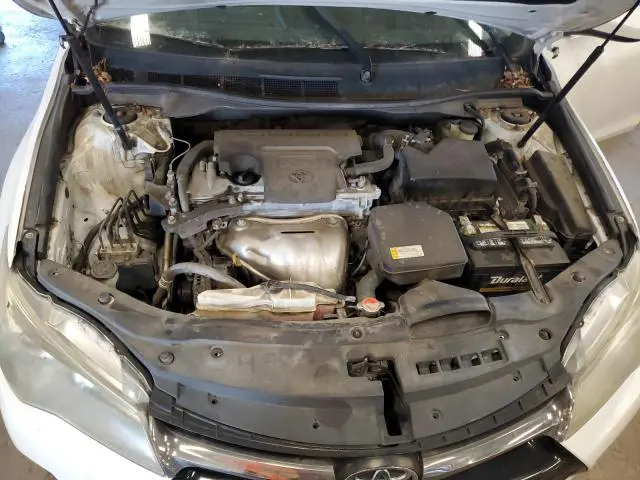 2016 TOYOTA CAMRY LE  