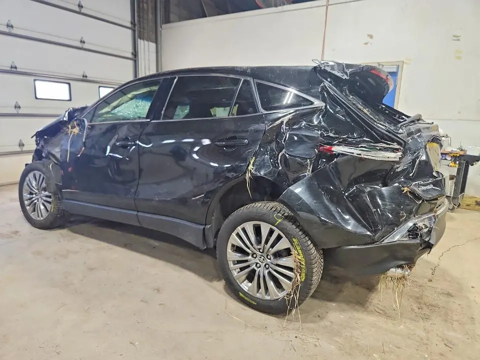 2021 TOYOTA VENZA LIMITED  