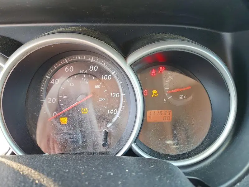 2012 NISSAN VERSA 1.8 S  