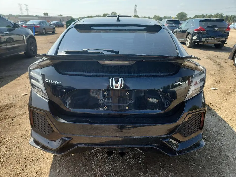 2018 HONDA CIVIC SPORT  