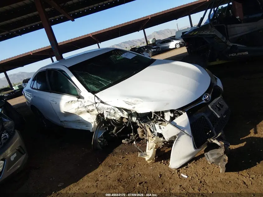 2017 TOYOTA CAMRY SE