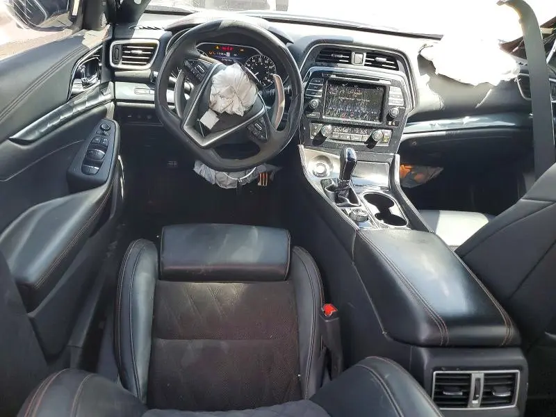 2021 NISSAN MAXIMA SR  