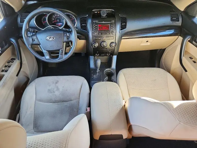 2011 KIA SORENTO   