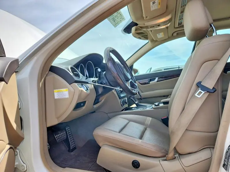 2014 MERCEDES-BENZ C 250  