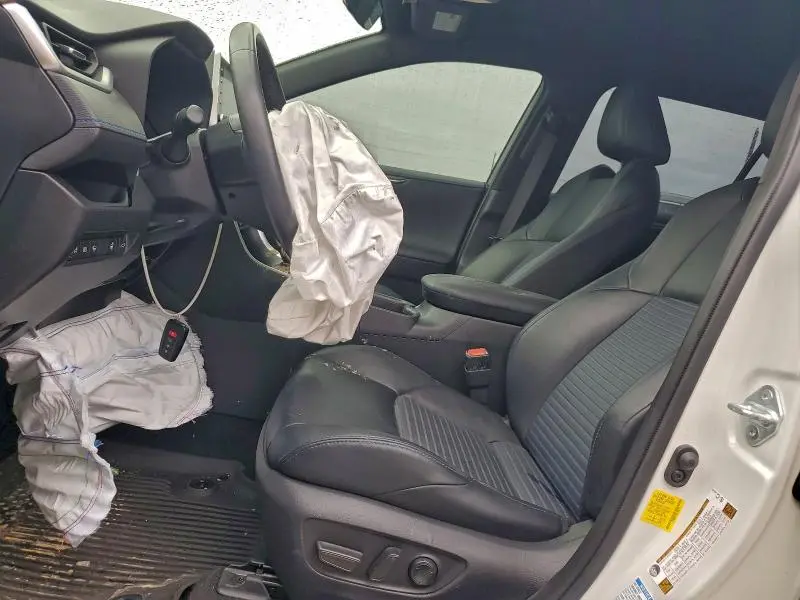 2020 TOYOTA RAV4 XSE  