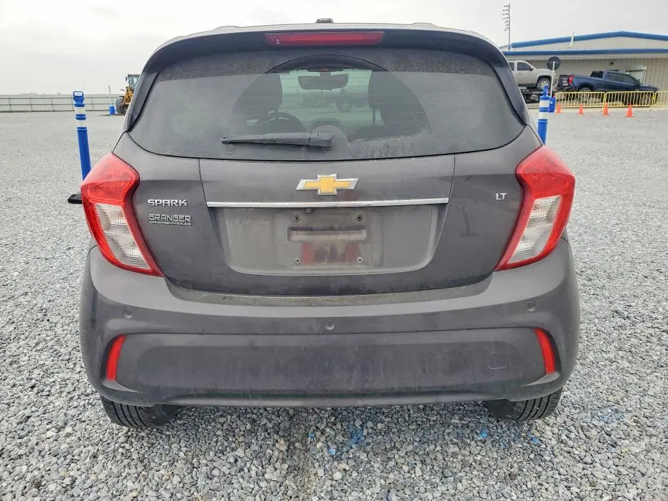 2016 CHEVROLET SPARK 2LT  