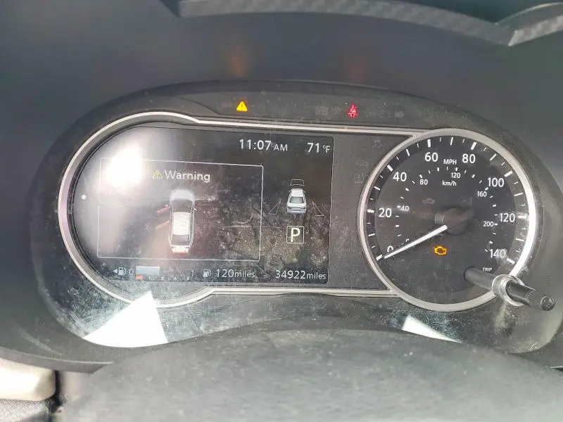 2020 NISSAN VERSA SV  