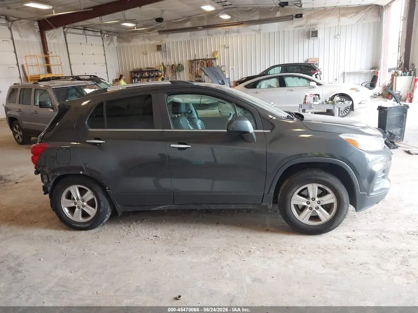 2017 CHEVROLET TRAX LT