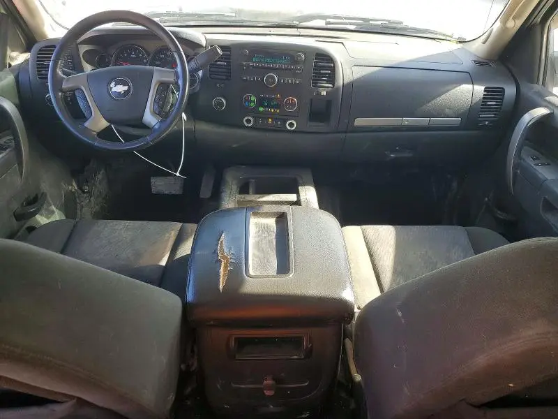 2011 CHEVROLET SILVERADO K1500 LT  
