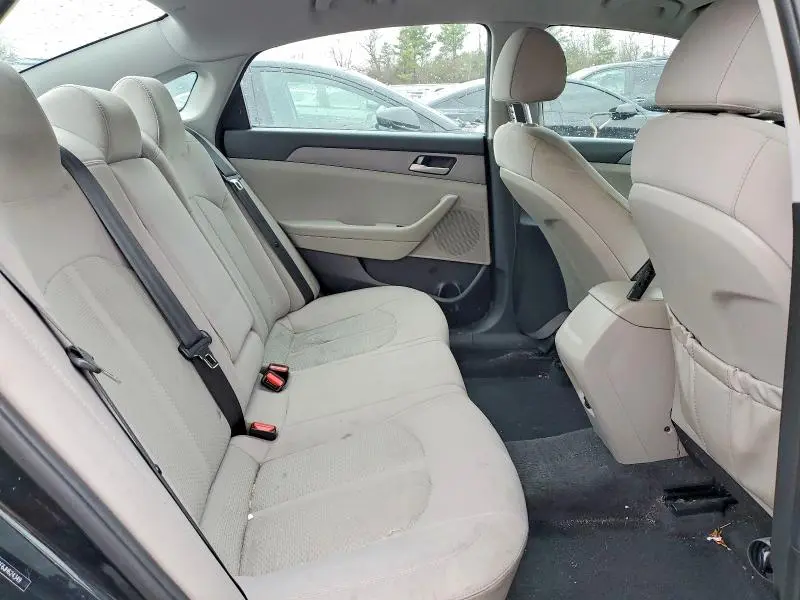2018 HYUNDAI SONATA SE  