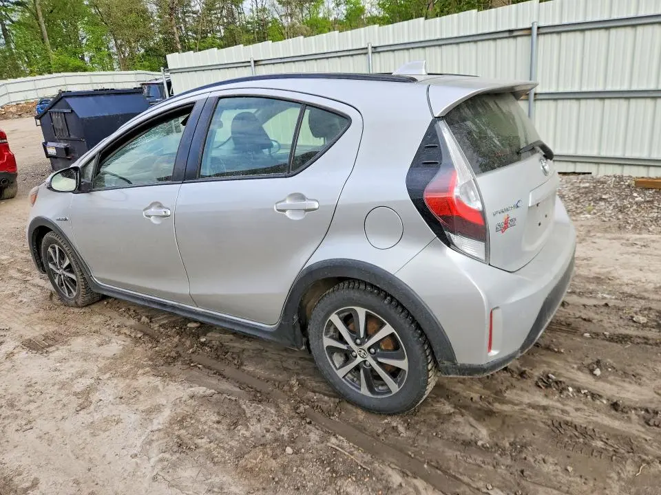 2018 TOYOTA PRIUS C TWO  