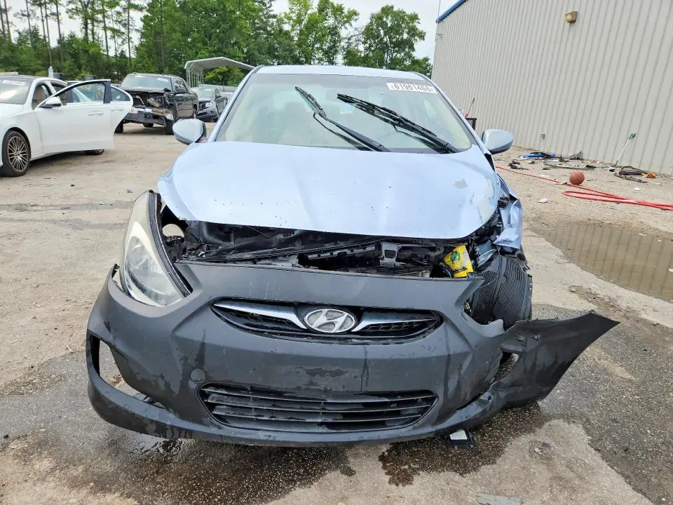 2012 HYUNDAI ACCENT GLS  