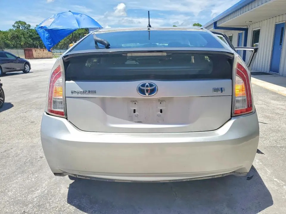 2014 TOYOTA PRIUS TWO  