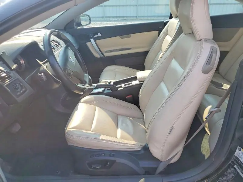 2012 VOLVO C70 T5  