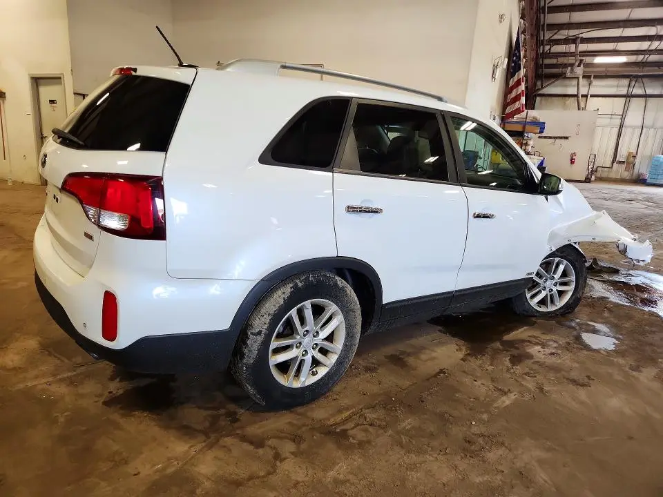 2015 KIA SORENTO LX  