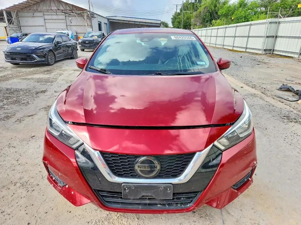 2021 NISSAN VERSA SV  
