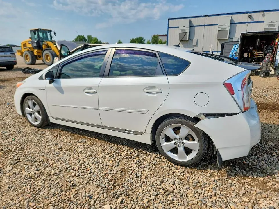 2013 TOYOTA PRIUS FIVE  