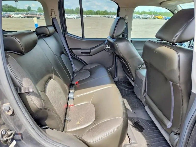 2010 NISSAN XTERRA X  