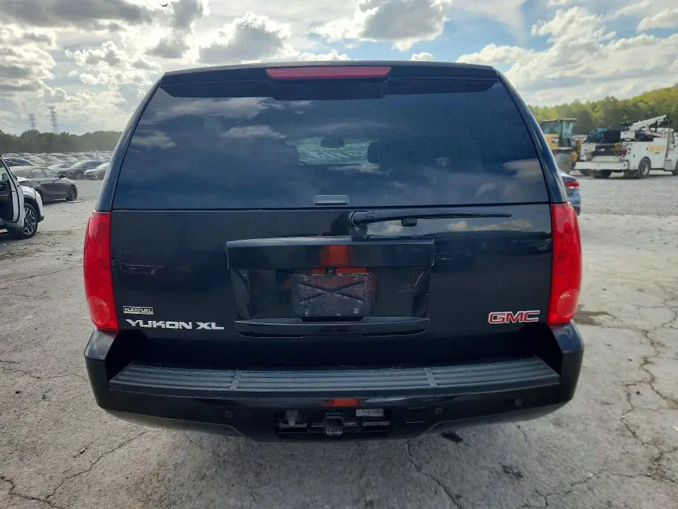 2012 GMC YUKON XL C1500 SLT  