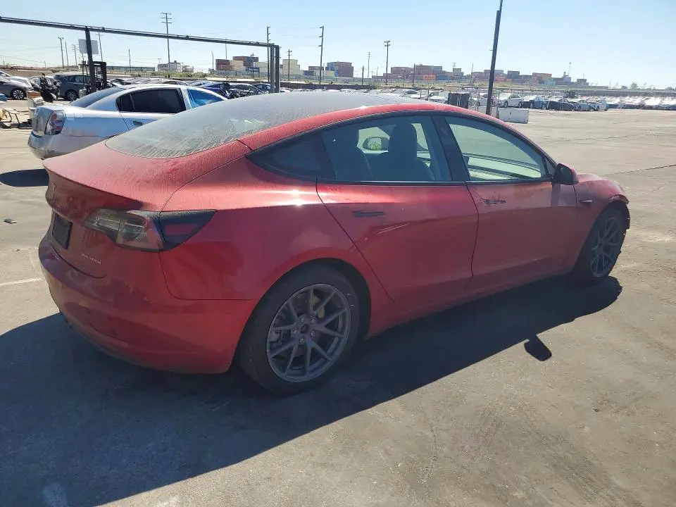 2021 TESLA MODEL 3   