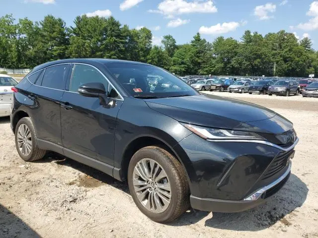 2022 TOYOTA VENZA LE  