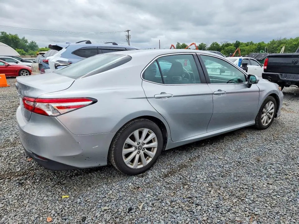 2018 TOYOTA CAMRY LE  