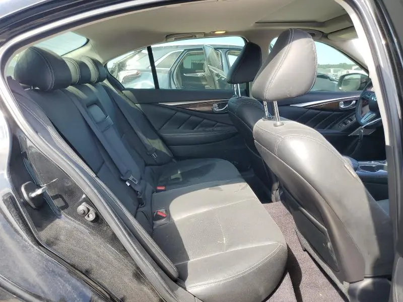 2018 INFINITI Q50 LUXE