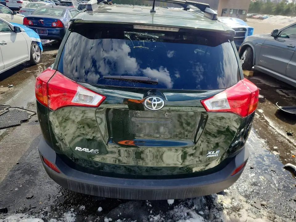 2013 TOYOTA RAV4 XLE  