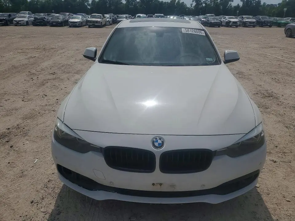 2016 BMW 320 I  