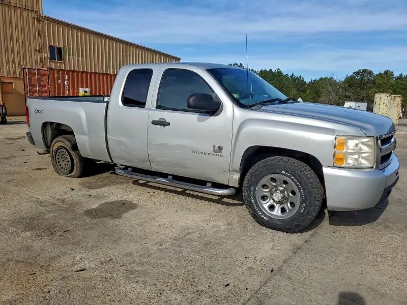 2010 CHEVROLET SILVERADO K1500 LS  