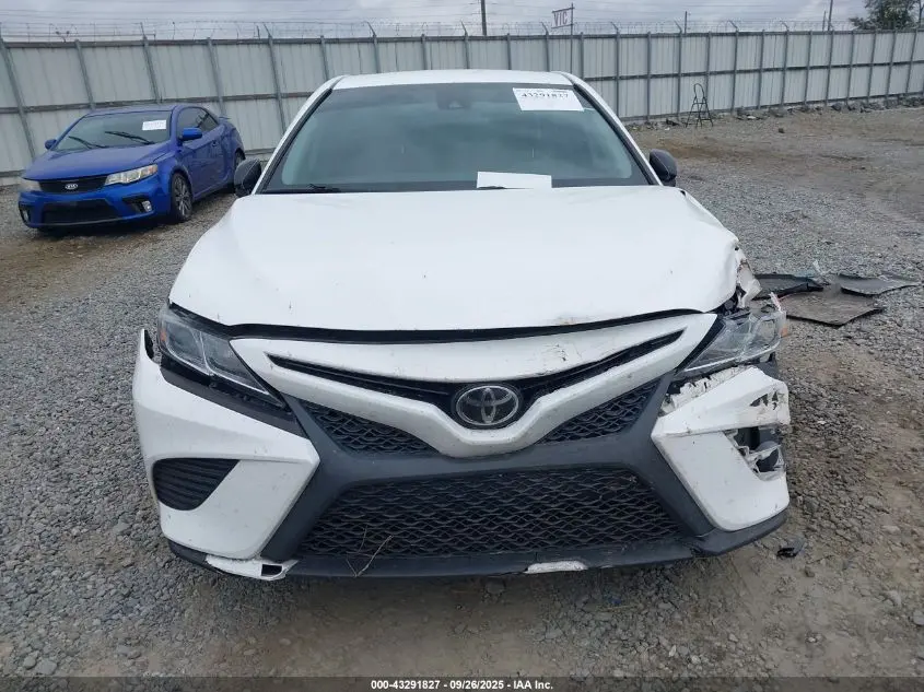 2019 TOYOTA CAMRY SE