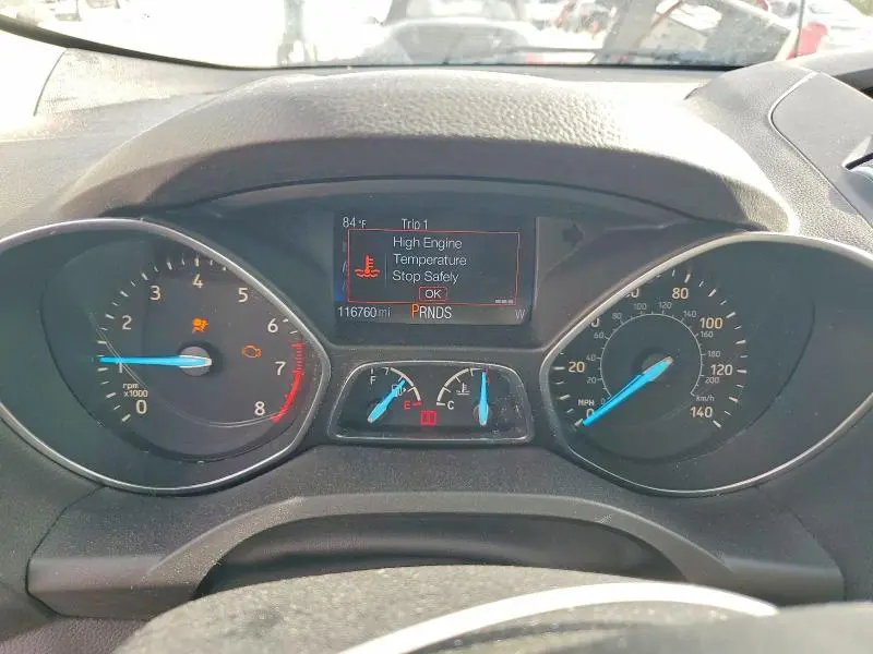 2017 FORD ESCAPE SE  