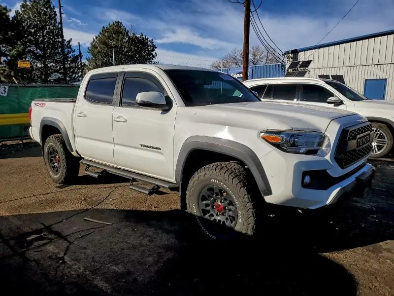 2017 TOYOTA TACOMA DOUBLE CAB  