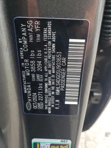 2025 HYUNDAI ELANTRA SEL  