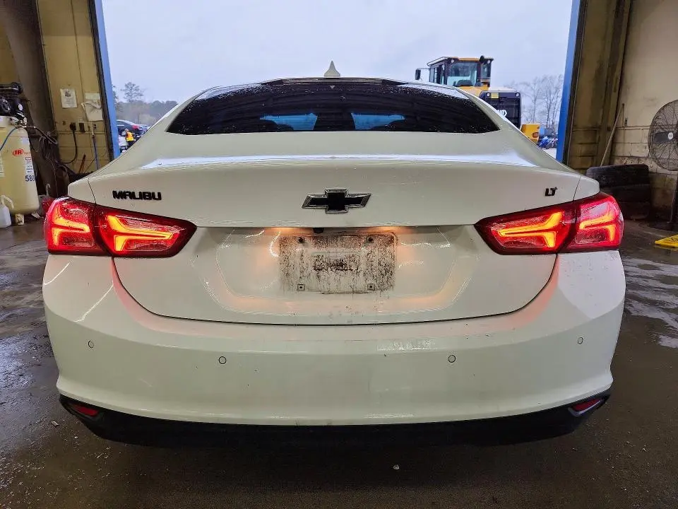 2021 CHEVROLET MALIBU LT  