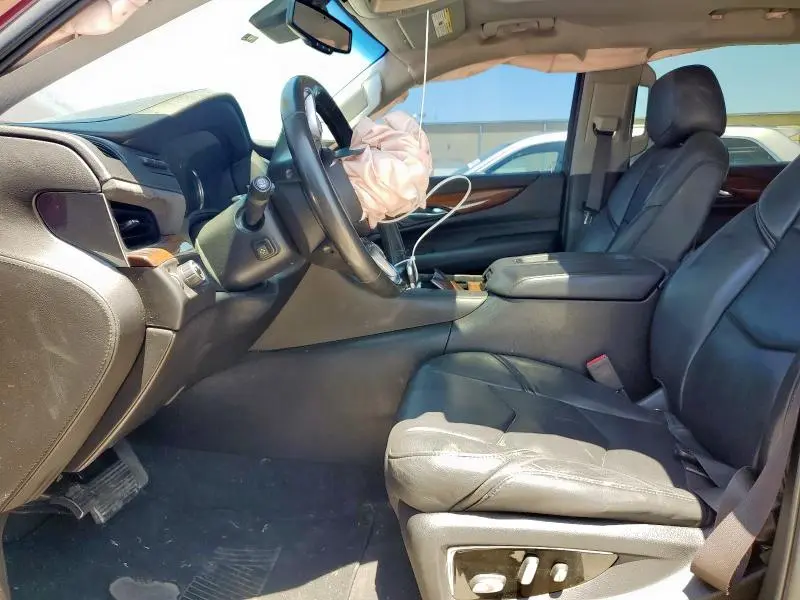 2016 CADILLAC ESCALADE LUXURY  