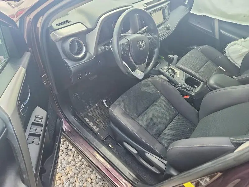 2018 TOYOTA RAV4 XLE  