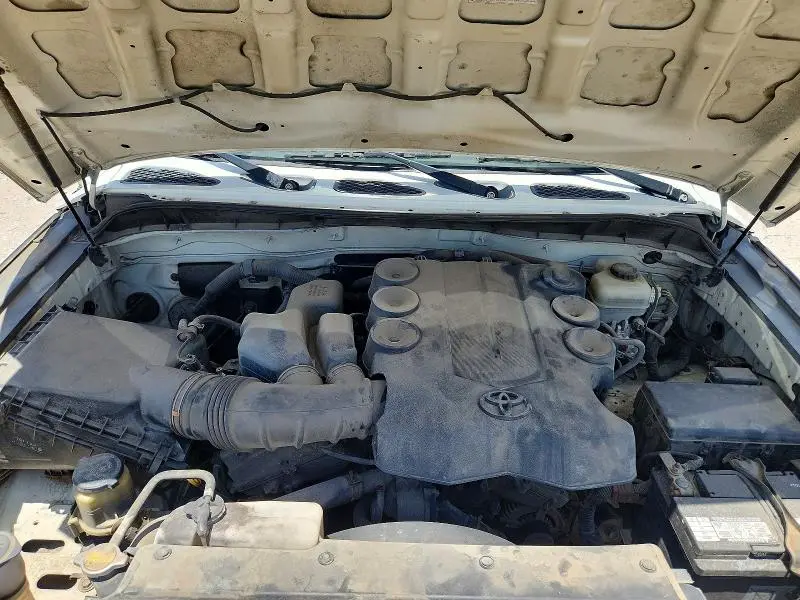 2010 TOYOTA FJ CRUISER BASE  