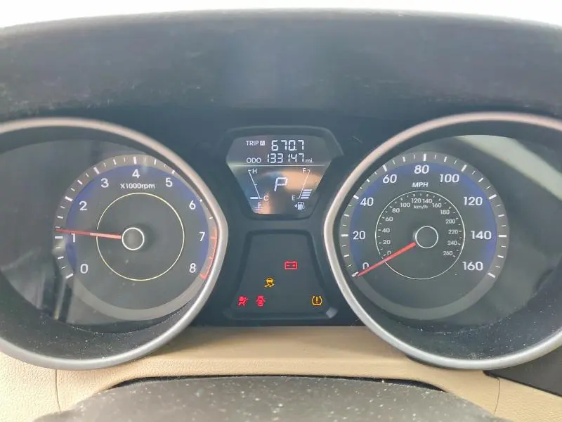 2011 HYUNDAI ELANTRA GLS  