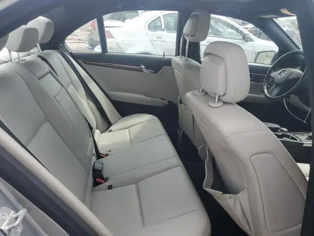 2011 MERCEDES-BENZ C 300  