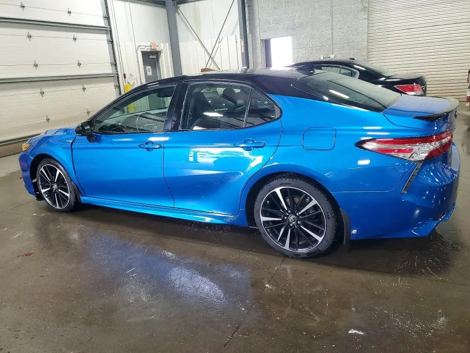 2018 TOYOTA CAMRY XSE  
