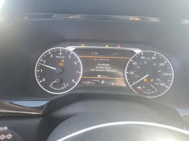 2022 NISSAN PATHFINDER SL  